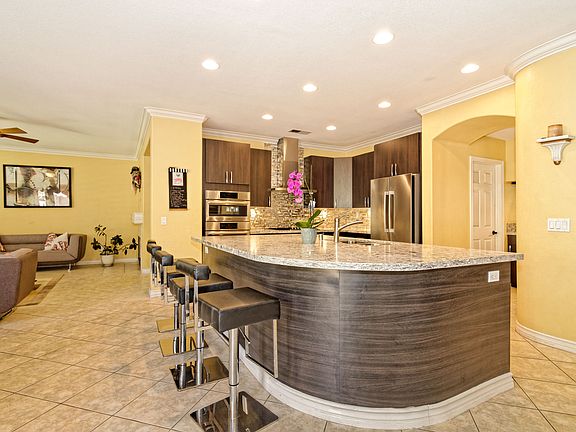 Upgraded frameless cabinets