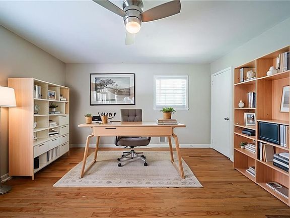 5th image of 1518 Pine Glen Cir