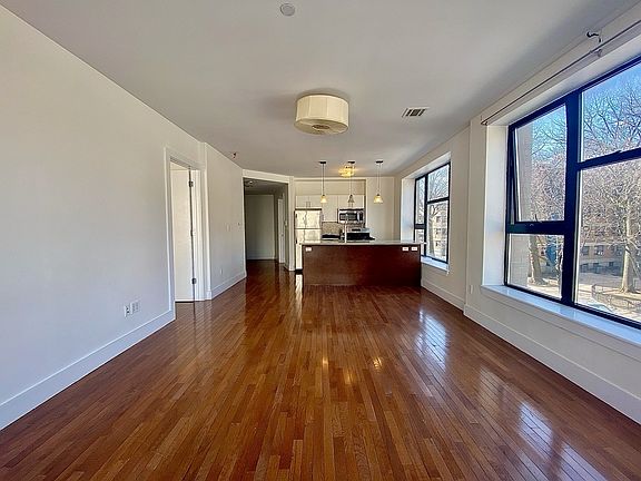 2nd image of 180 Scholes St APT 3E