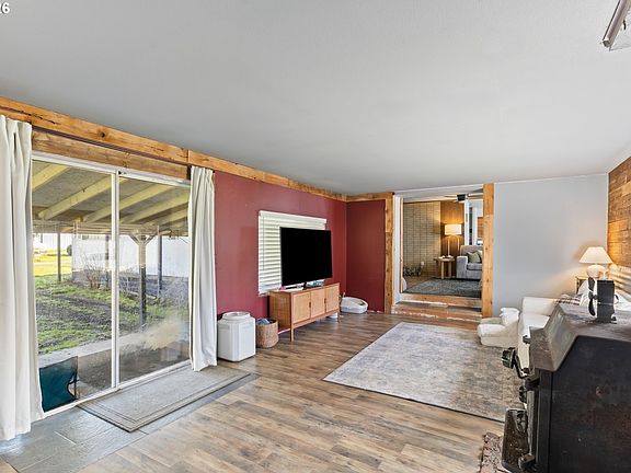 5th image of 3197 Bilger Creek Rd