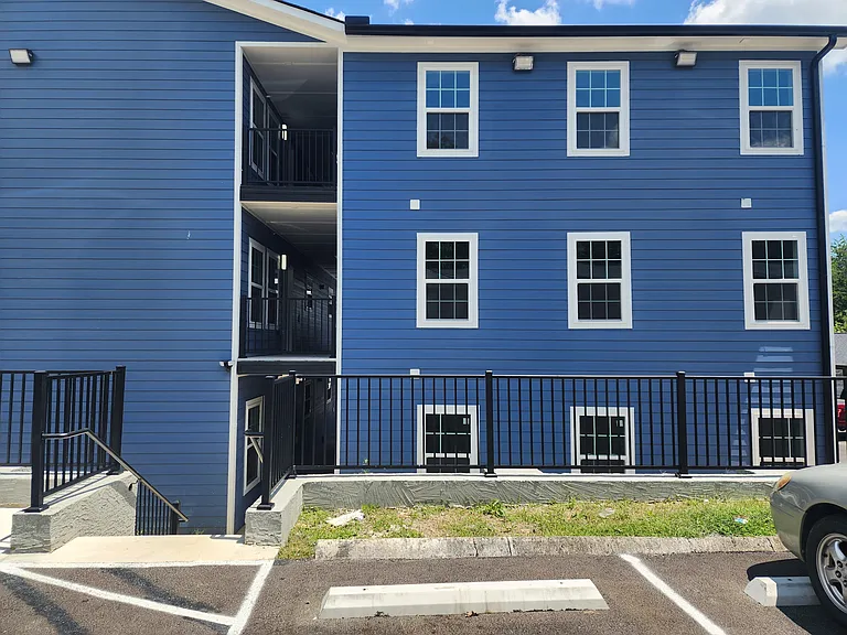 122 South Blvd #19 — Photo 15