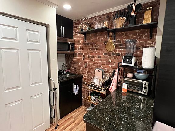 2nd image of 1685 Beacon St #4