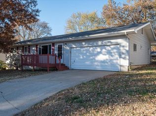 821 E McClernon St, Springfield, MO 65803