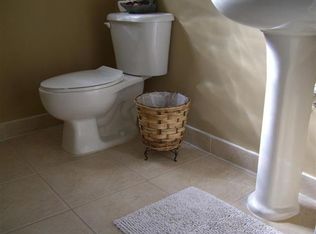 184 Shaw Ferry Rd, Lenoir City, TN 37772