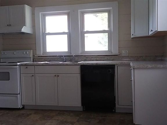 3rd image of 1211 S 5th St