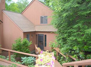 839 Cove Dr #839, Grantham, NH 03753