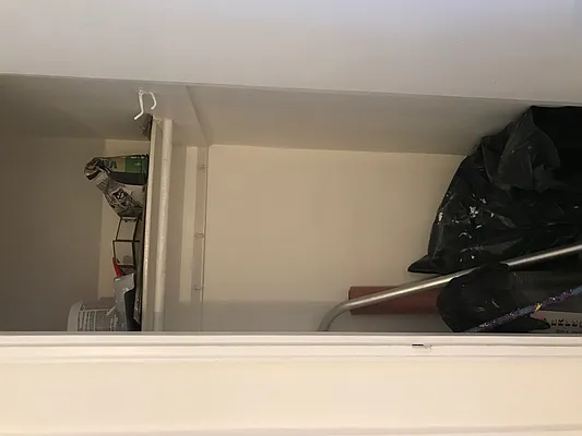 Rented by Michael Apfelbaum, LREB | media 17