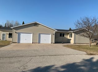8067 O Ln, Gladstone, MI 49837
