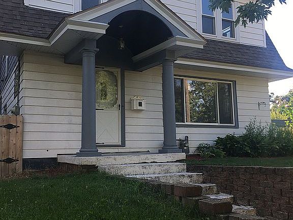 2nd image of 1359 Valley Ave NW