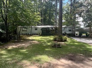 1125 Hamric Dr W, Oxford, AL 36203