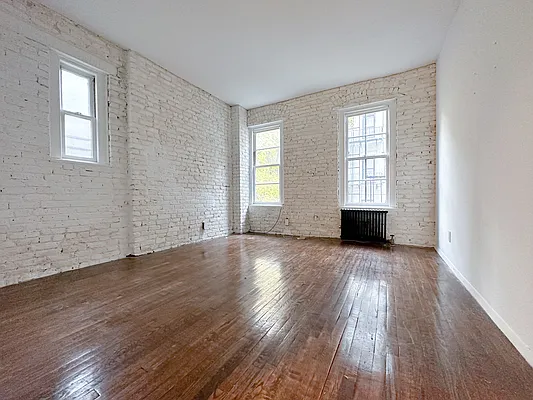 Rented by Corcoran | media 10