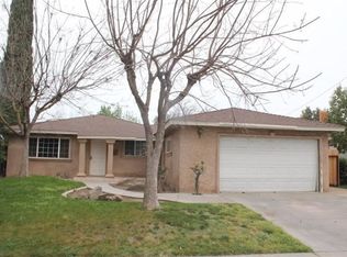 4927 E Floradora Ave, Fresno, CA 93727