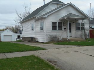 208 W Cleveland St, Spring Valley, IL 61362