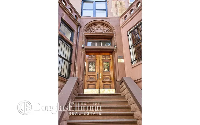 Sold by Douglas Elliman | media 8