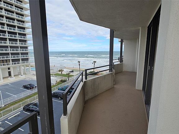 4th image of 2900 N ATLANTIC AVENUE #305
