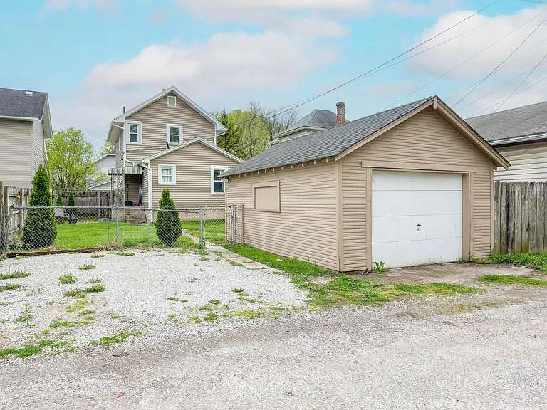 662 Southwood Ave — Photo 26