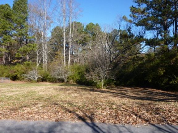 3rd image of 73 Shady Ln