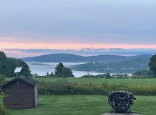 586 Old Coach Road, Lyndon, VT 05851