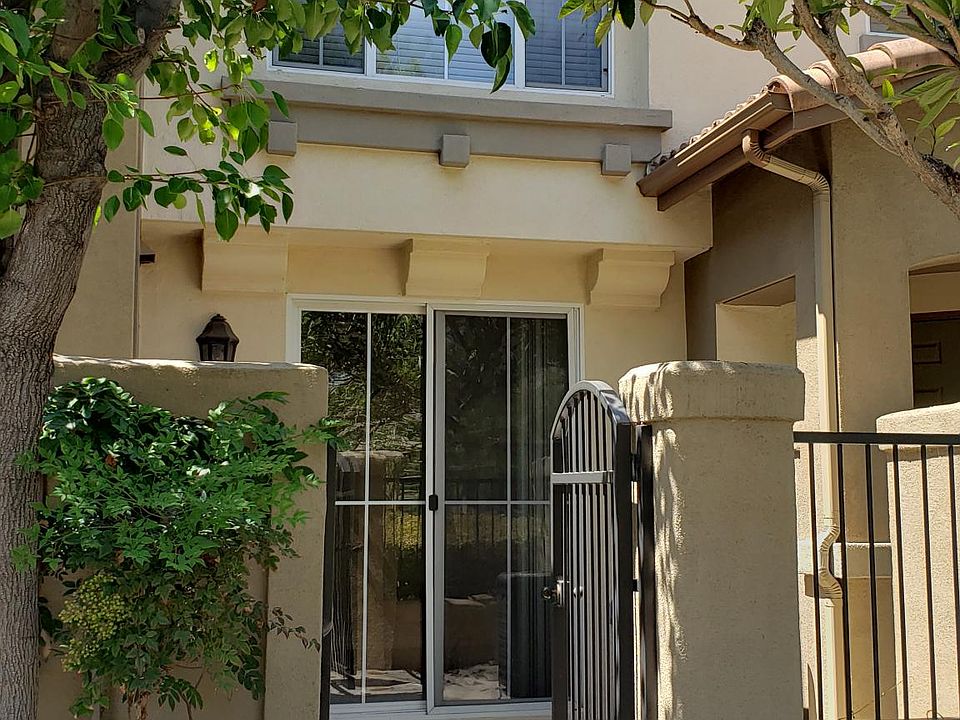 1st image of 19 Willowdale