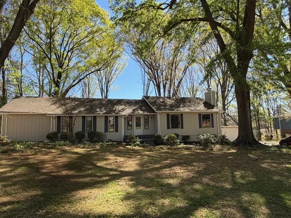 3717 Smokerise Hill Dr, Charlotte, NC 28277