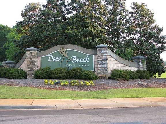 4th image of 135 Deer Brook Dr