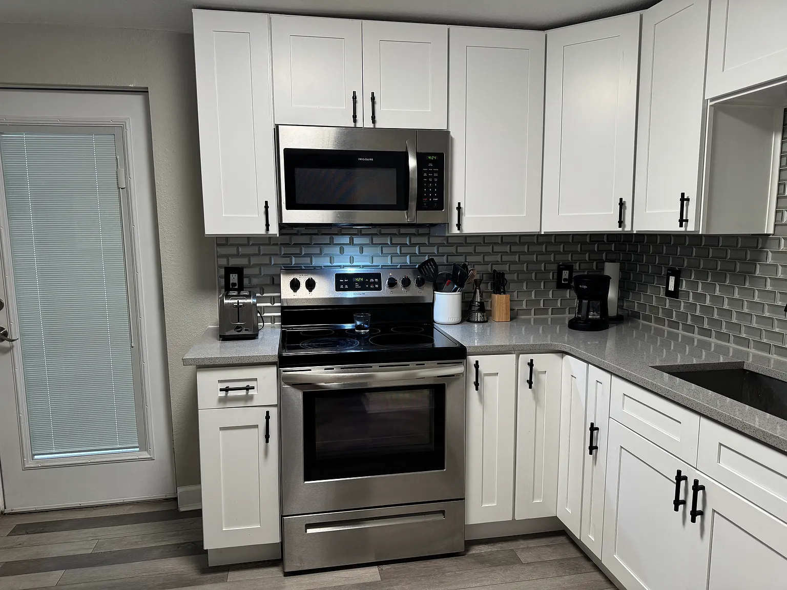 3521 W Paul Ave — Photo 3