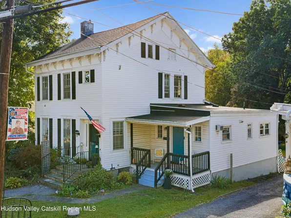 110 Vineyard Avenue, Highland, NY 12528