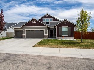 2406 N Honeysuckle Way, Kuna, ID 83634