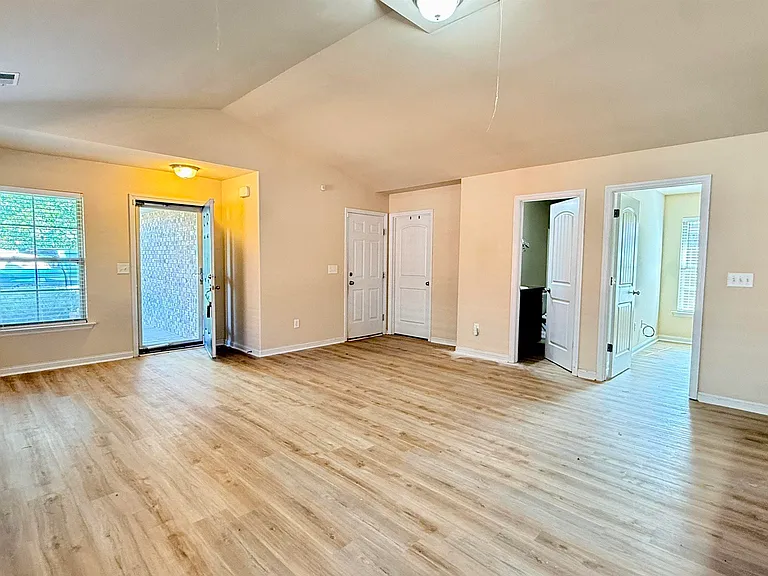 28118 Kawana Ct — Photo 5
