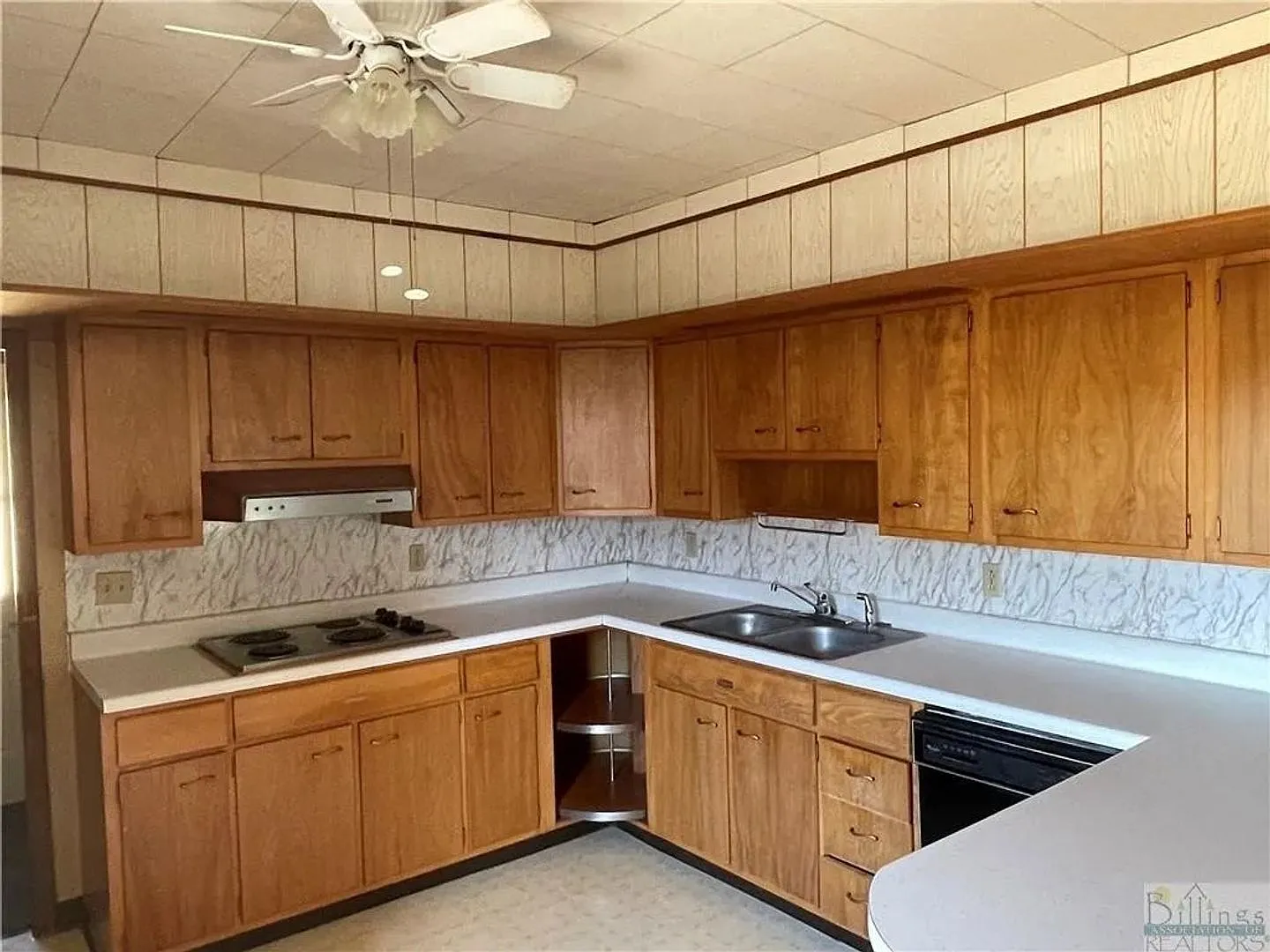 3 bed 2 bath — Photo 3
