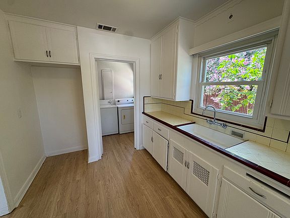 5th image of 2009 N Ferger Ave #2009