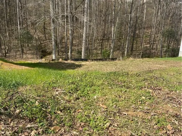 212 Joes Ct, Easley, SC 29642