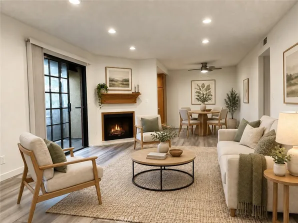 10220 De Soto Ave Unit 6, Chatsworth, CA 91311