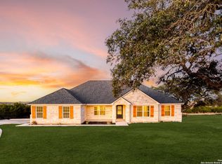 567 Pinto Cyn, Bandera, TX 78003