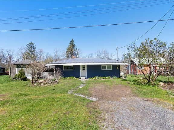 3rd image of 3203 Demont Rd