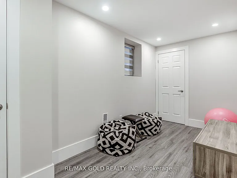 3352 Vernon Powell Dr — Photo 34