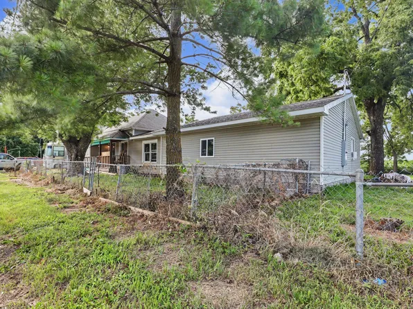 6644 Iowa St, Ackworth, IA 50001