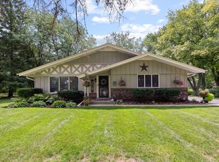 N33W22021 Memory Ln, Pewaukee, WI 53072