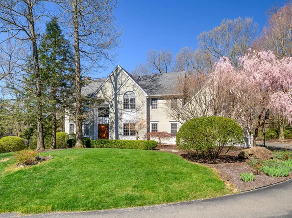 25 Little Fox Lane, Southbury, CT 06488