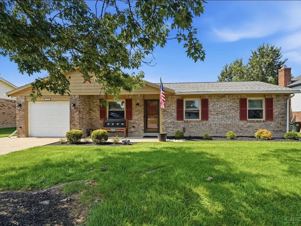 1145 Algonquin Dr
