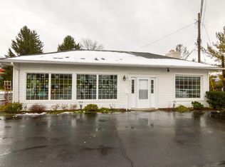 8177 Mayfield Rd, Chesterland, OH 44026