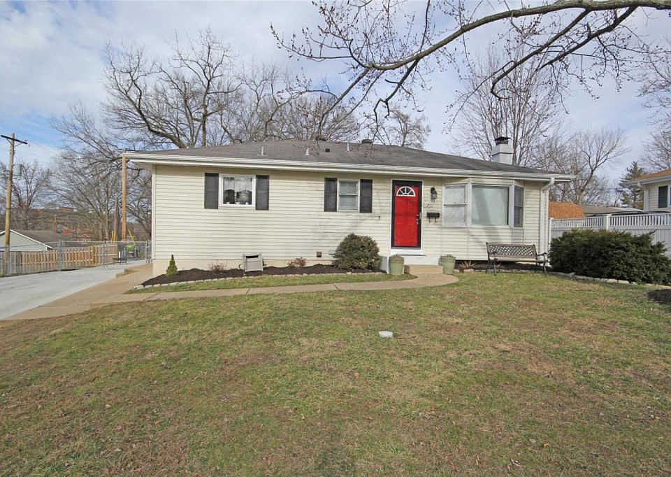 711 Yolanda Ct, Saint Louis, MO 63126 Zillow
