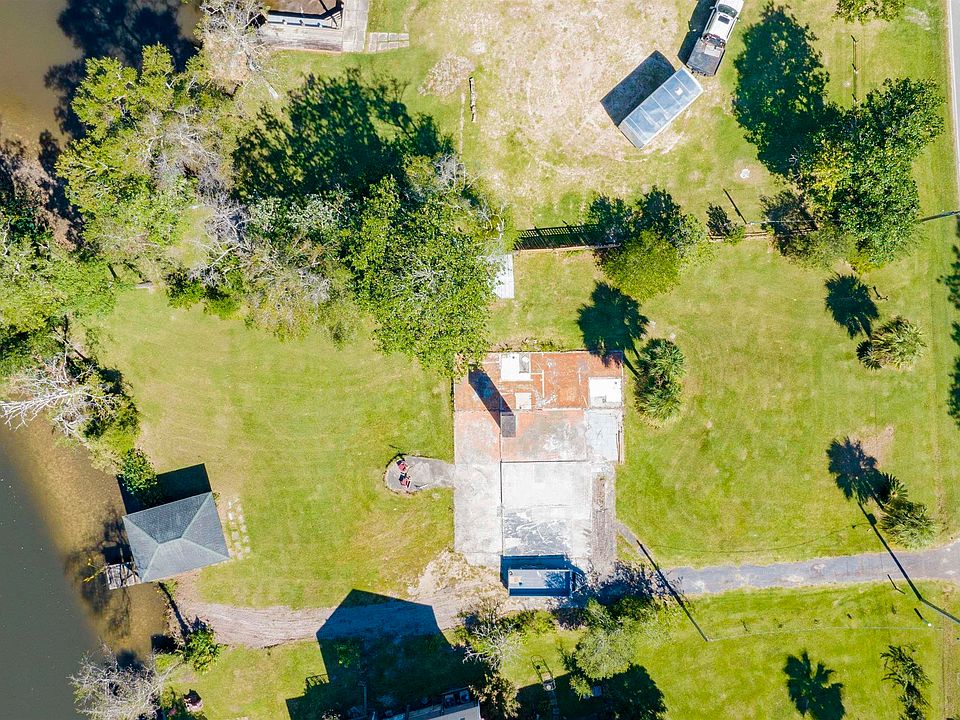 1st image of 7801 Riverwood Dr