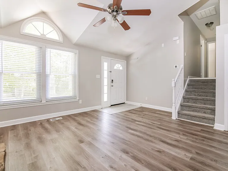 415 Belmellen Ct — Photo 7