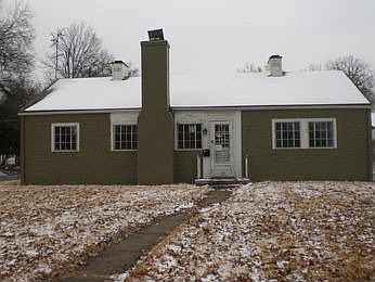 1st image of 1400 Parkside Dr