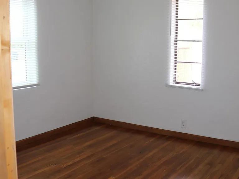 1202 N Tucson Blvd — Photo 6