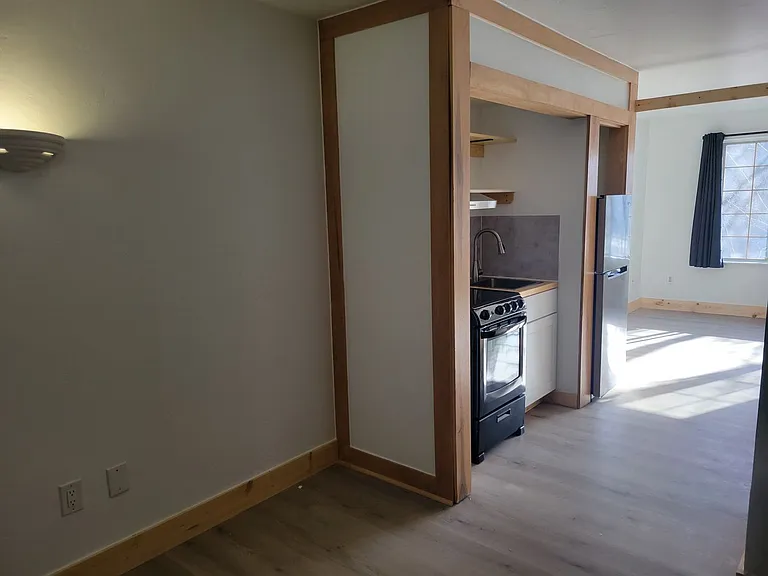 Ski Town Apartments — Photo 125
