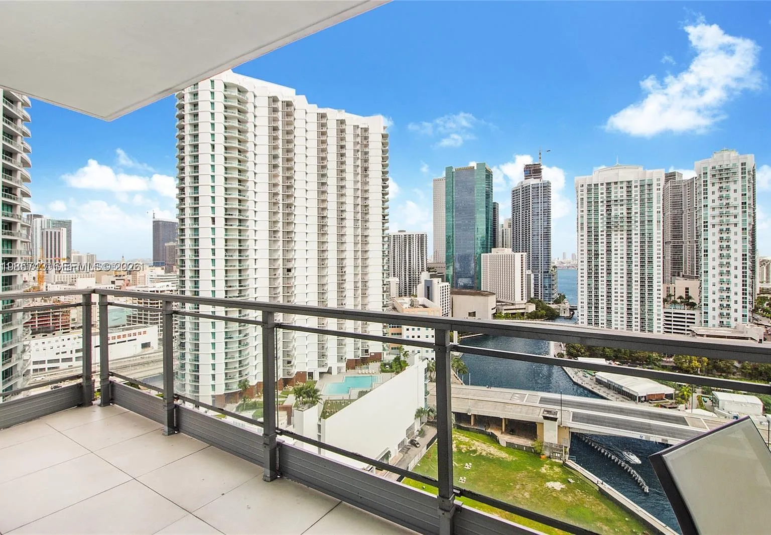 Mint Condo — Photo 2
