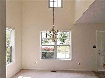 3rd image of 851 Speedway Woods Dr