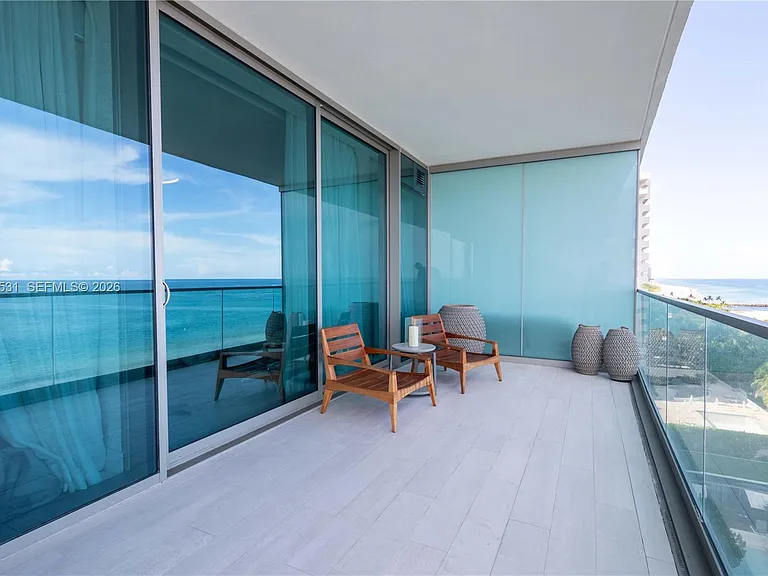 10201 E Collins Ave #1002 — Photo 7